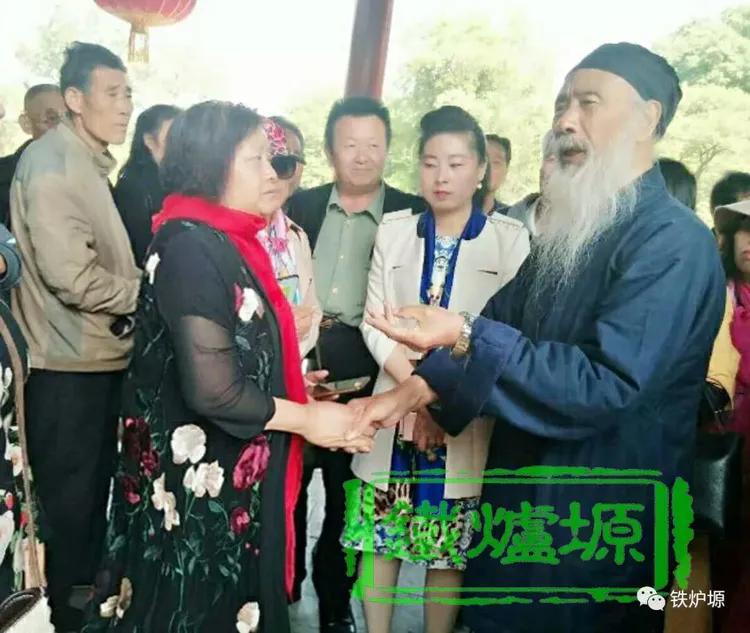 揭秘天机论坛168手机版官网，一站式信息交流平台