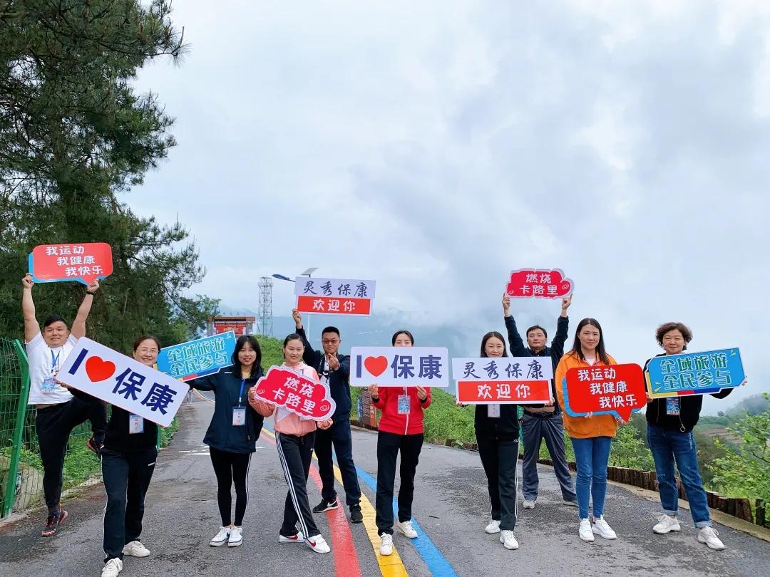 体彩足球交流，搭建友谊桥梁，共创精彩未来