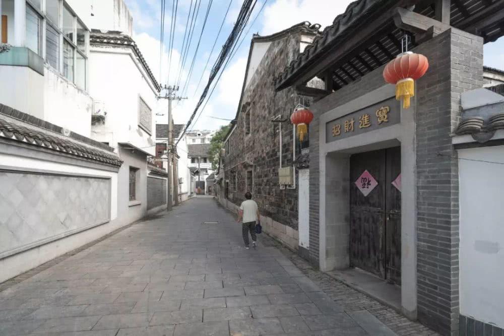 探索观看历史记录，追溯、理解与展望